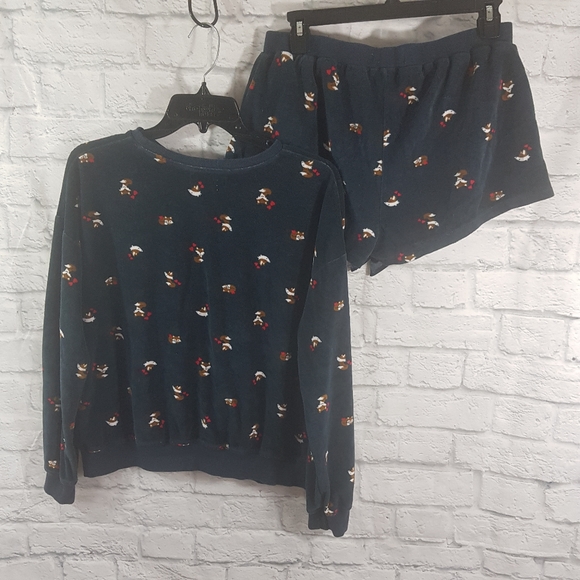 Ms. Maggie 2 Piece Velour Fox Print Pj/Pajama Short Set - Picture 10 of 11